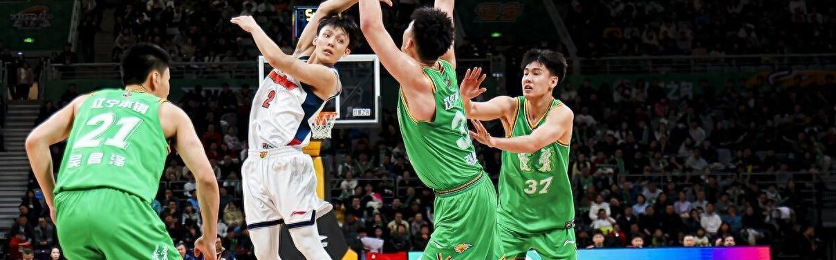 星空体育-30分大败！辽篮两点不如广东，亨特首秀没亮点，杨鸣赛后发火