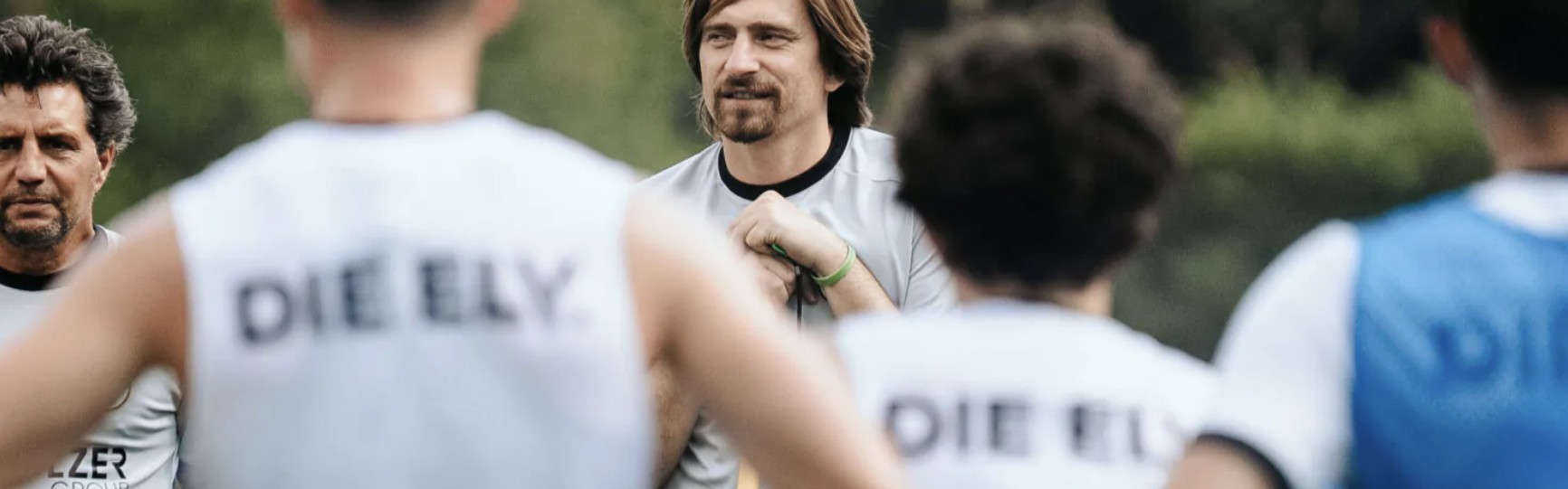 艾禾斯堡主帅：大多数球员都恢复状态，纽伦堡绝对是强劲的对手