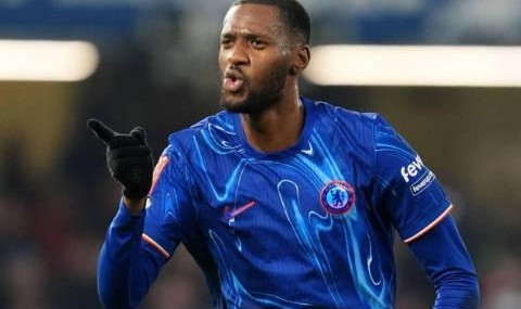 邮报：阿达拉比奥尤在加紧恢复，争取赶上周末客战西汉姆联