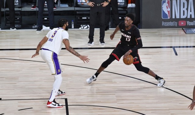 星空体育-韦德：事情没按预期发生就会被挑刺 比如阿德巴约&amp;湖人园区冠军