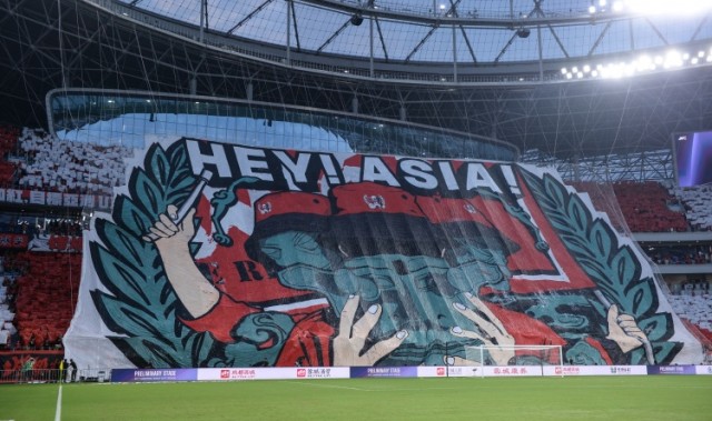 澎湃新闻：亚冠对于中超球队来说是不是鸡肋？各方意见不一