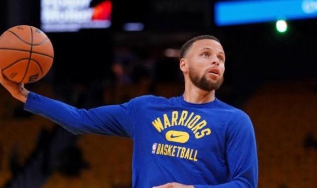 星空体育官网-库明加对出场时间不满？争胜or练兵 勇士陷入两难